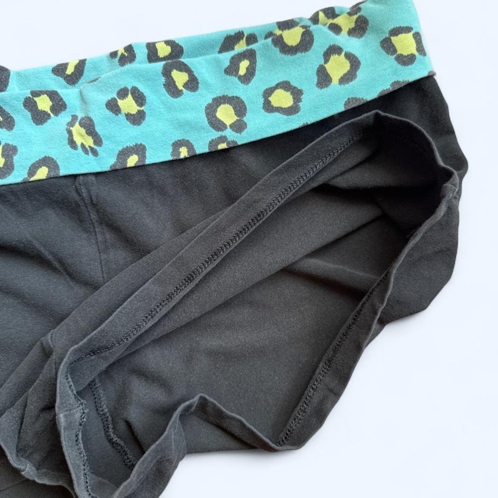No Boundaries black boy shorts with teal and lime green leopard print foldover w - Picture 5 of 5